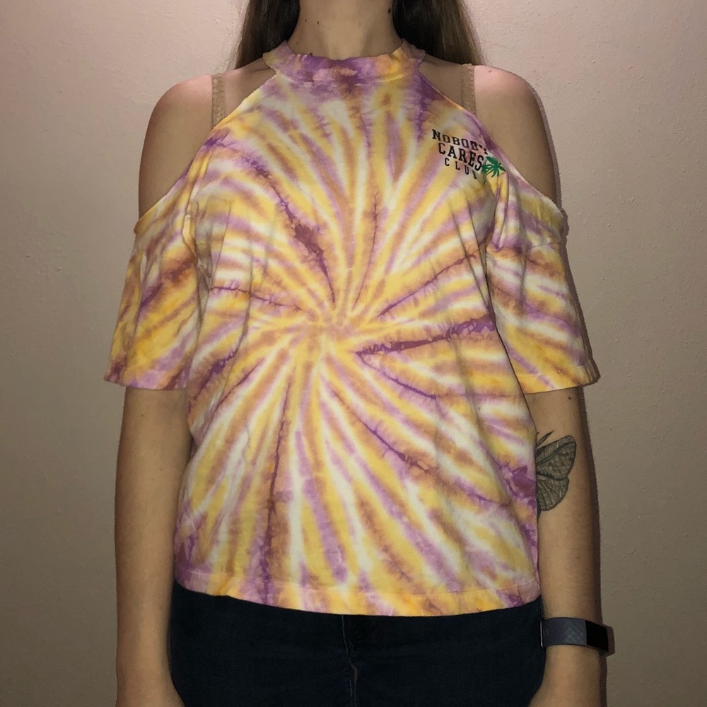 Tie Dye Off Shoulder Size Small Forever 21 T-Shirt